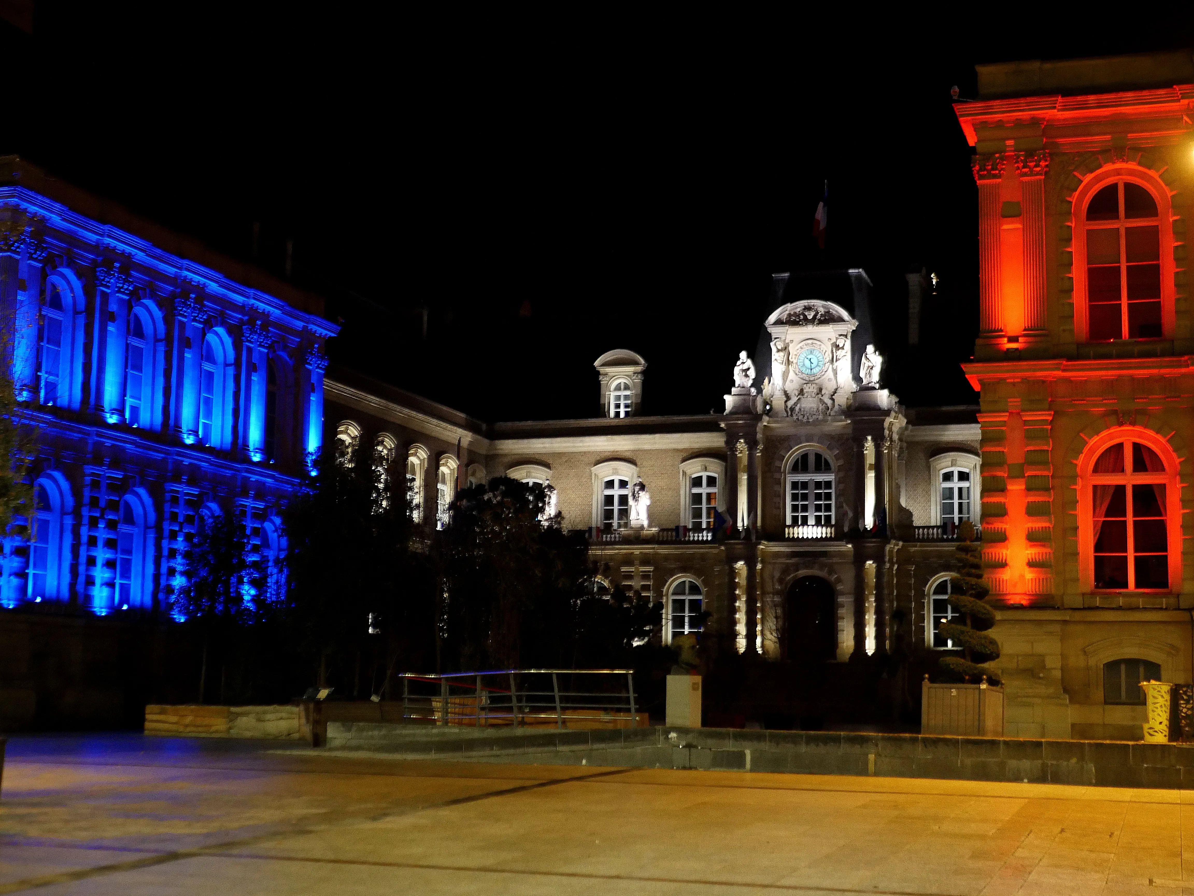 EN MÉMOIRE DU 13 NOVEMBRE
