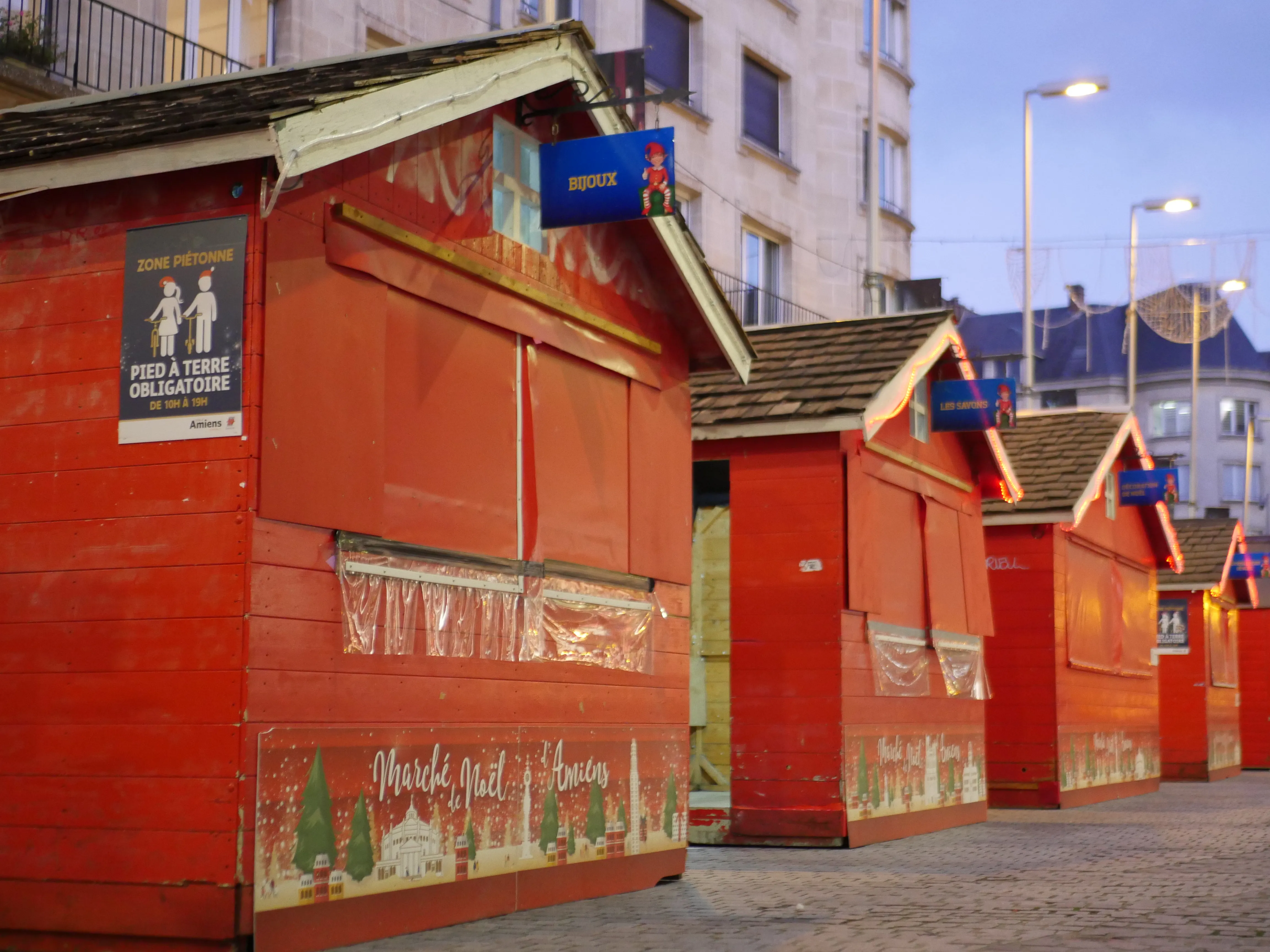 LES CHALETS S’INSTALLENT