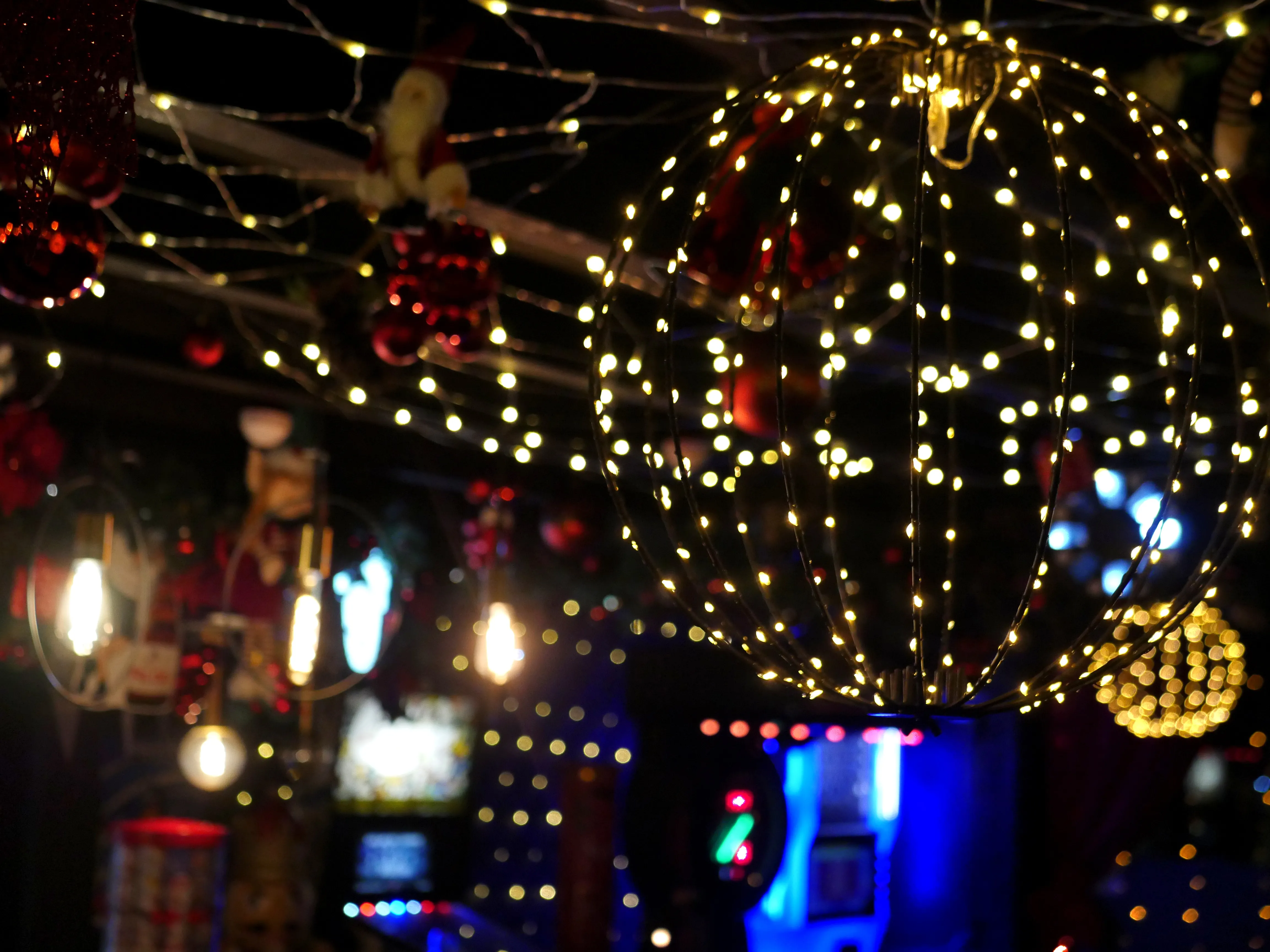 L’ENGLISH PUB BRILLE POUR NOËL