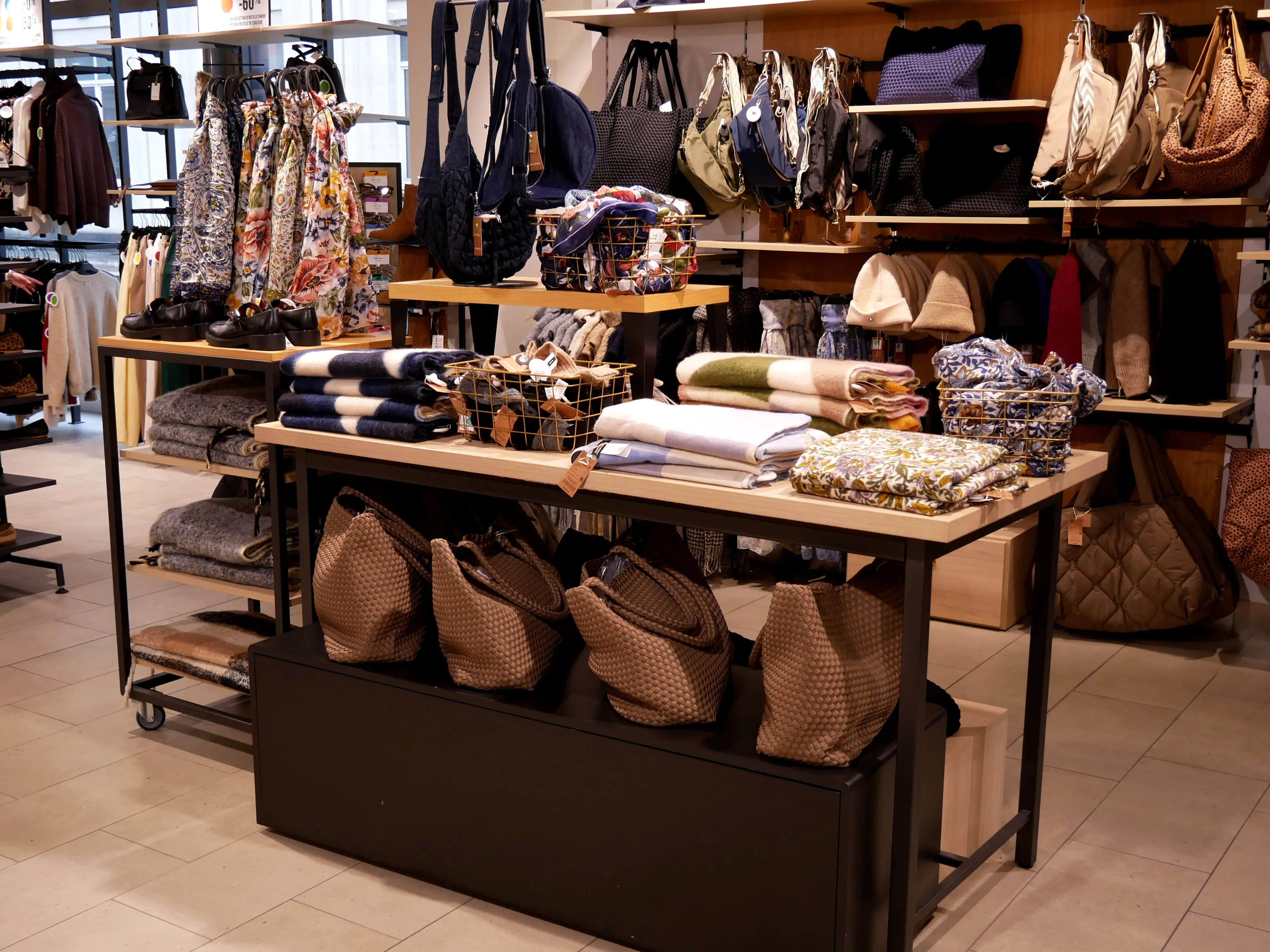 MONOPRIX, AU CŒUR DE VOTRE VIE