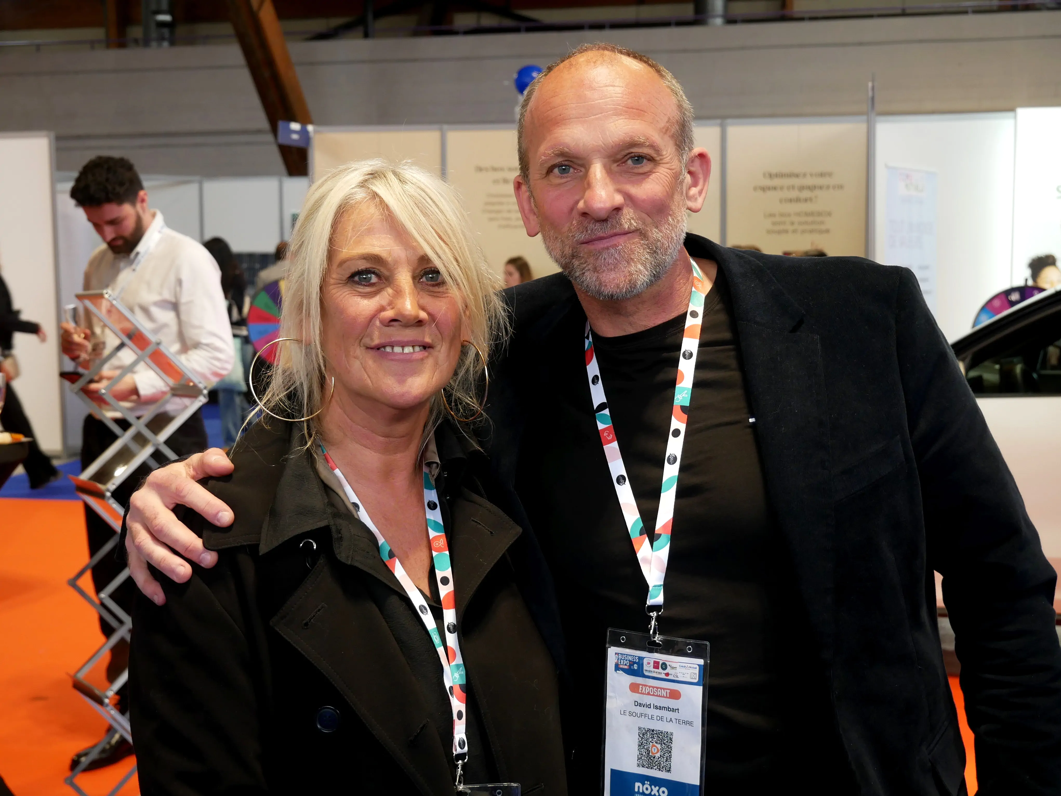 DU BUSINESS SAUCE LOCALE