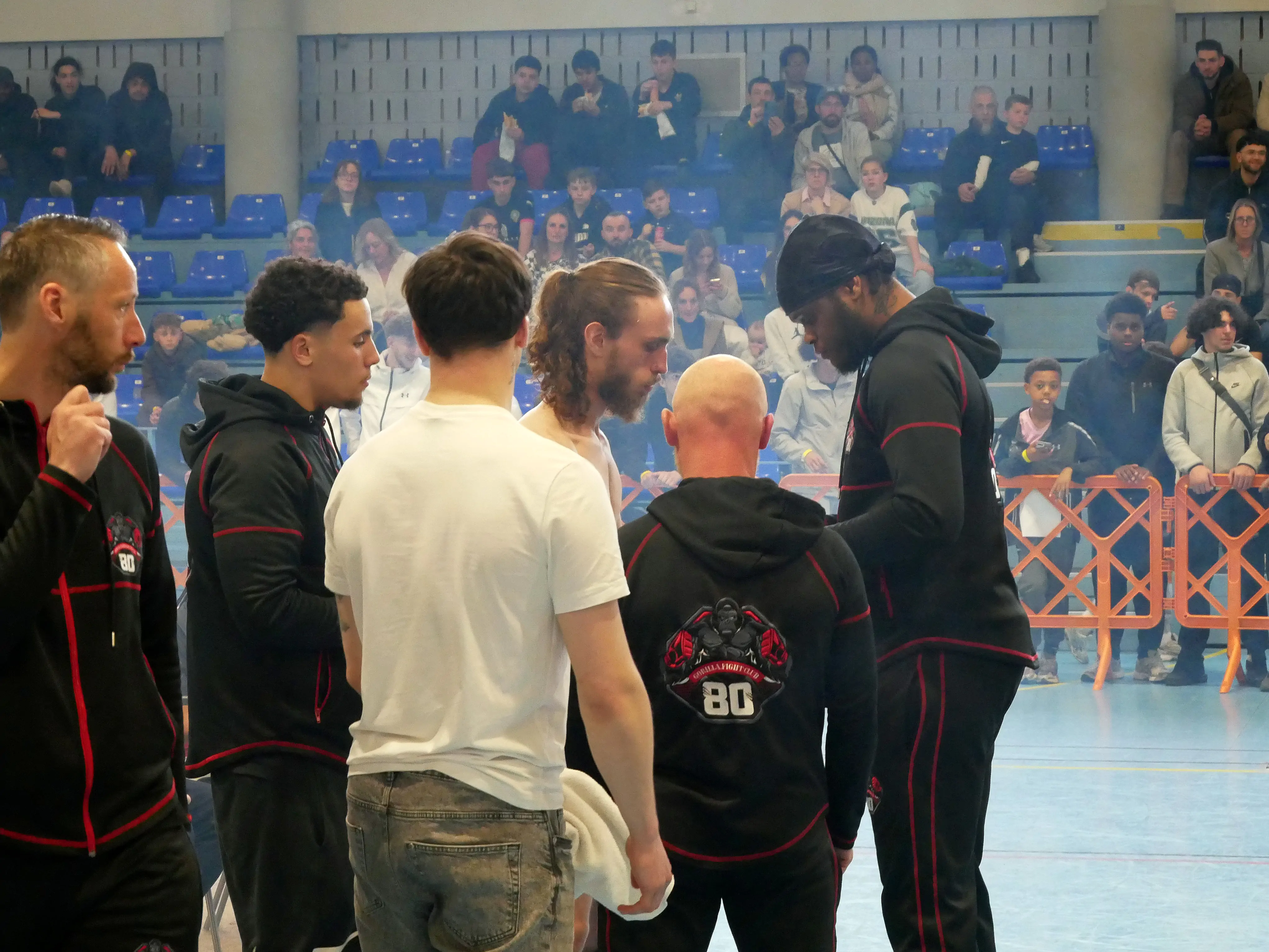 UN OCTOGONE AUX 4 CHÊNES