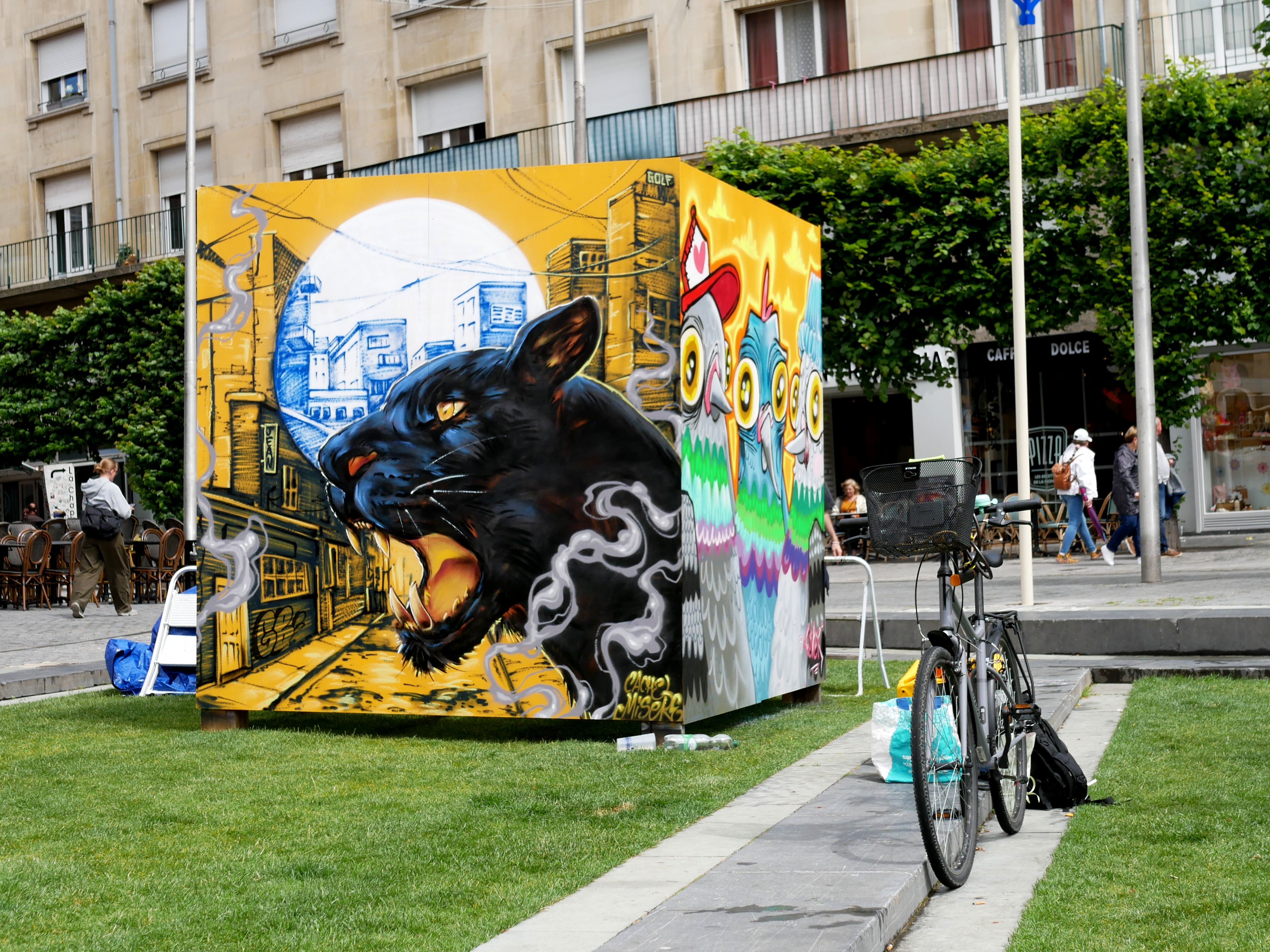 URBAN PLACE TO BE : PARI RÉUSSI
