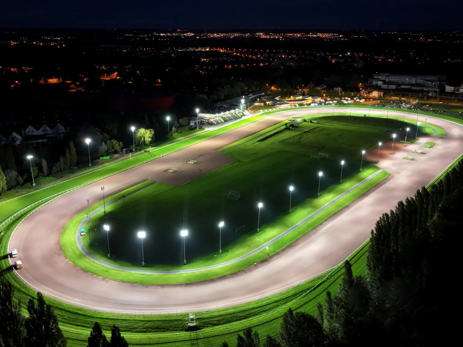 Quand la passion du trot fait vibrer la ville...