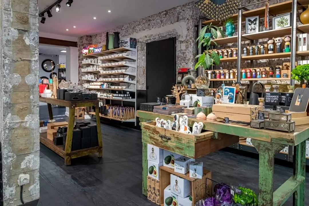 Découvre l'univers captivant du Wanderlust Concept Store